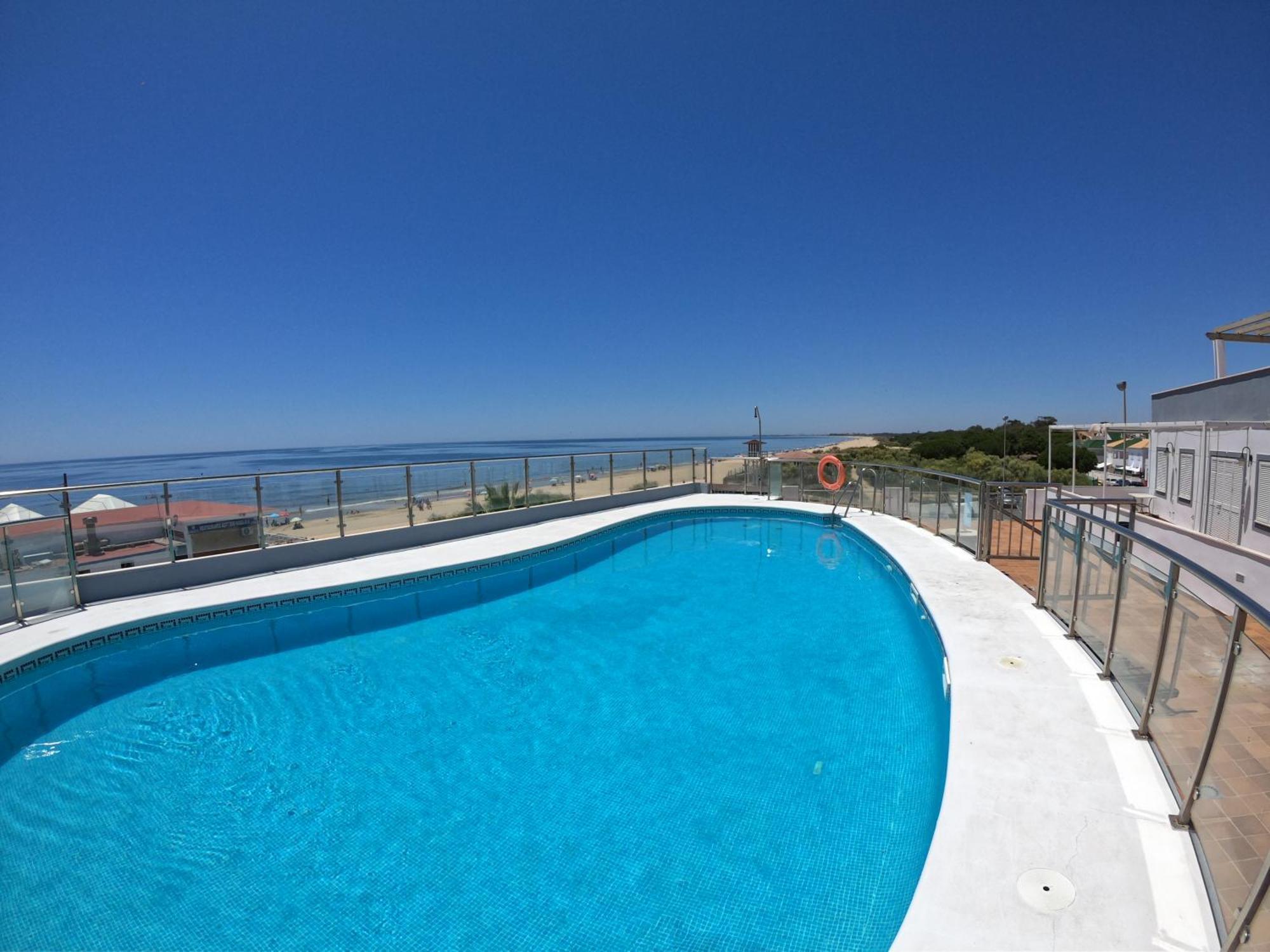 Islantilla Primera Linea De Playa, Piscina, Parking Kültér fotó